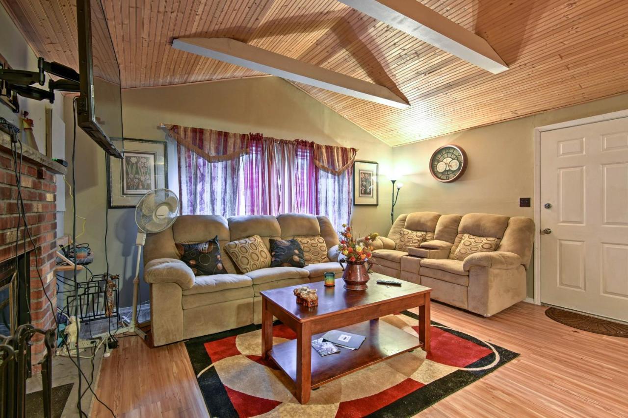 Cozy Arrowhead Lake Home With Sunroom And Pool Access! Pocono Lake Exteriör bild